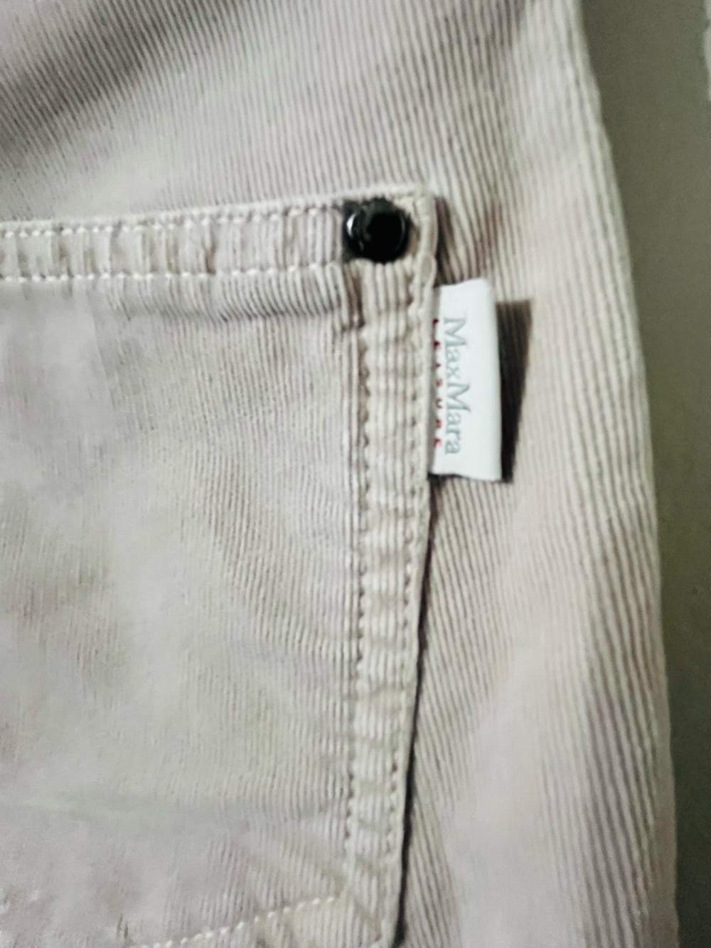 Max Mara Leisure Corduroy Soft Cream Pants Joggers
Sz S - Picture 8 of 10